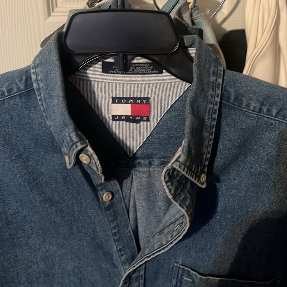 Tommy Hilfiger Mens Jean shirt - Picture 3 of 3